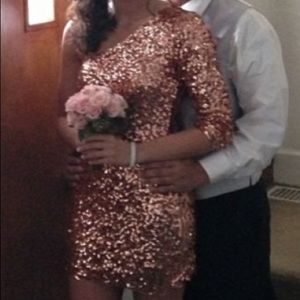 One shoulder sequined short dress